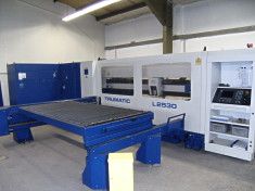 CNC-Laserschneidmaschine